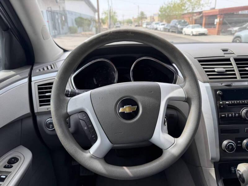 2012 Chevrolet Traverse LS