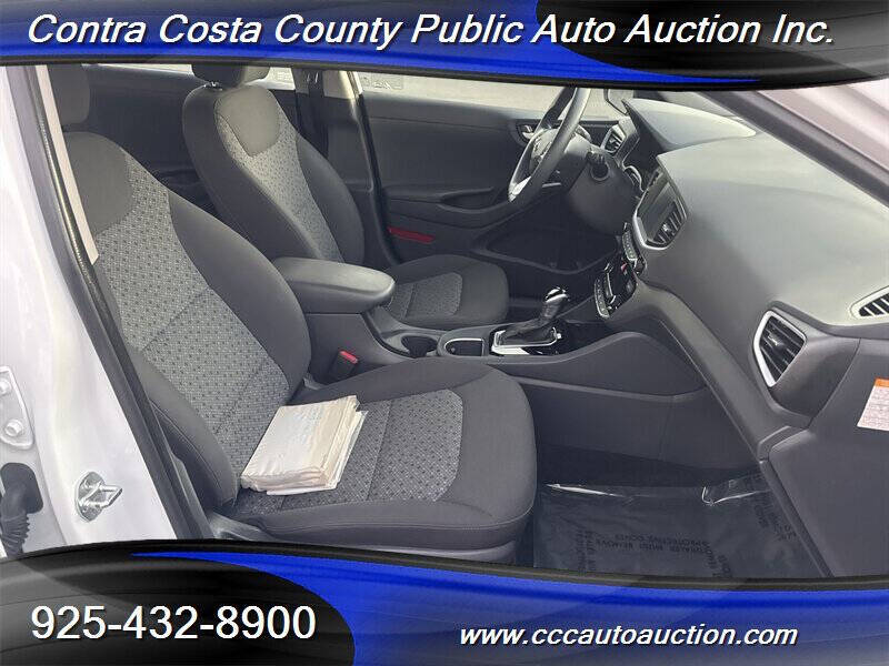 2019 Hyundai Ioniq Hybrid Blue