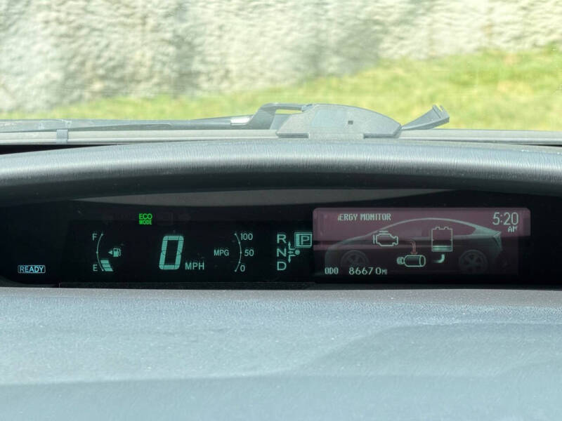 2012 Toyota Prius Two