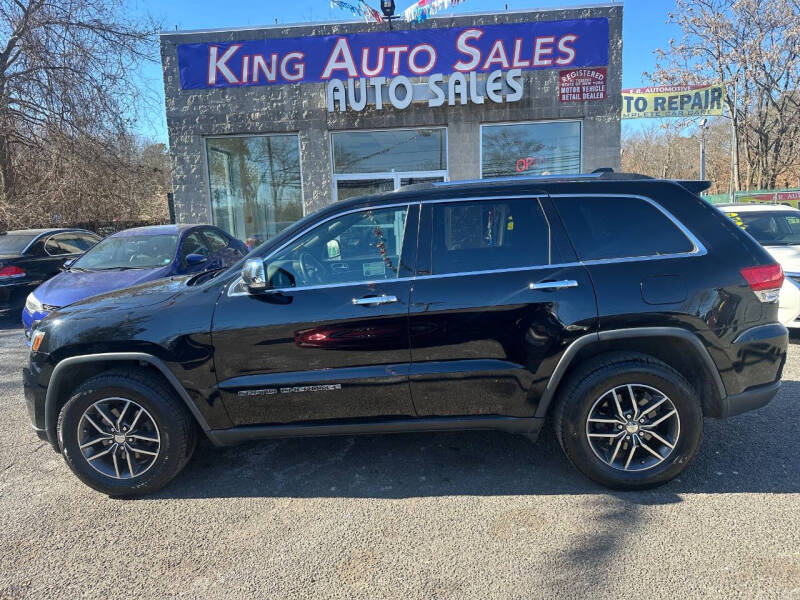 2017 Jeep Grand Cherokee for sale at King Auto Sales INC in Medford NY