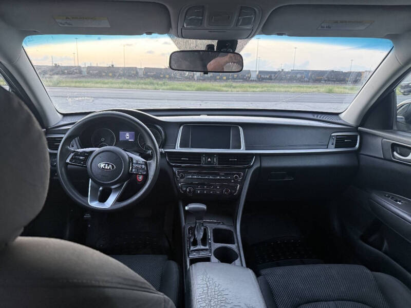2019 Kia Optima LX
