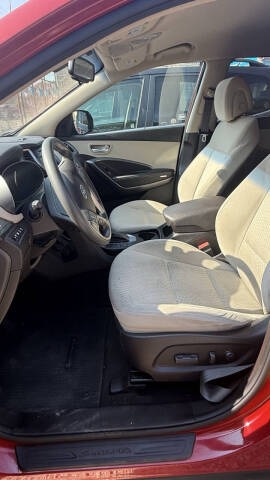 2017 Hyundai Santa Fe SE