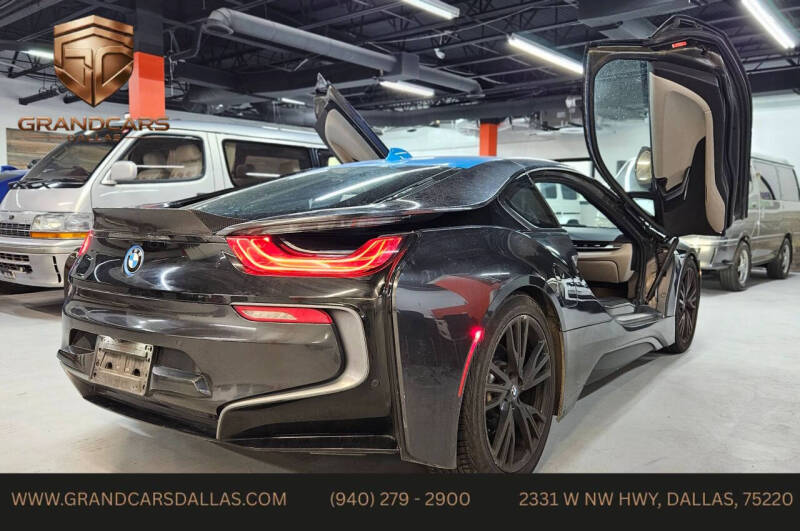 2016 BMW i8