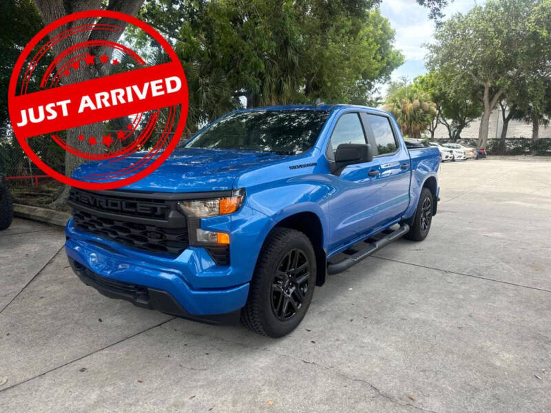 2025 Chevrolet Silverado 1500 Custom