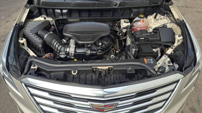 2017 Cadillac XT5 Premium Luxury