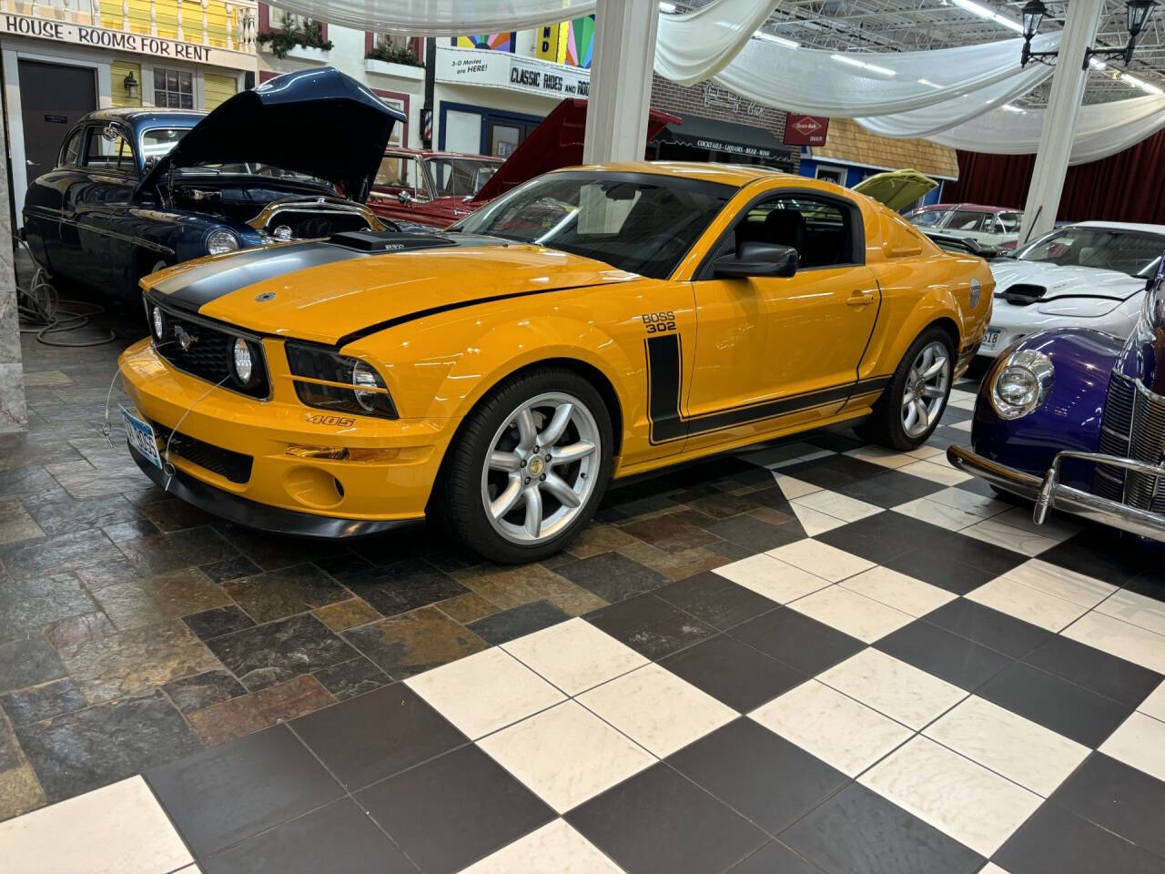 2007 Ford Mustang 12