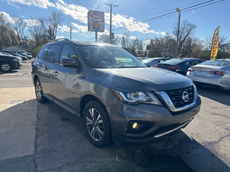 2020 Nissan Pathfinder for sale at Korea Auto Group in Joliet IL