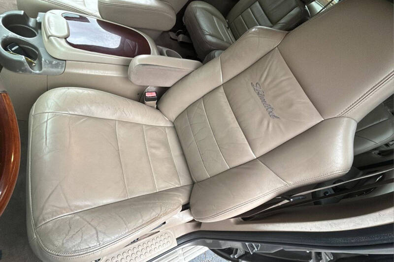 2004 Ford Excursion Limited