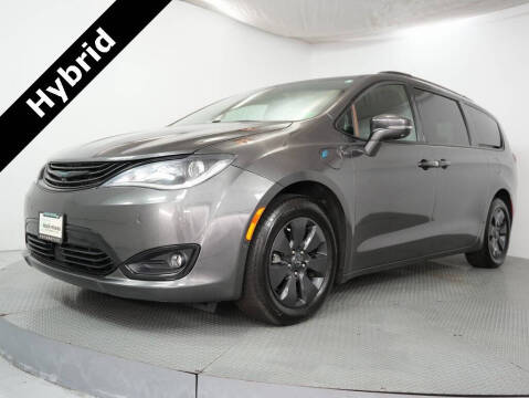 2019 Chrysler Pacifica Hybrid Limited