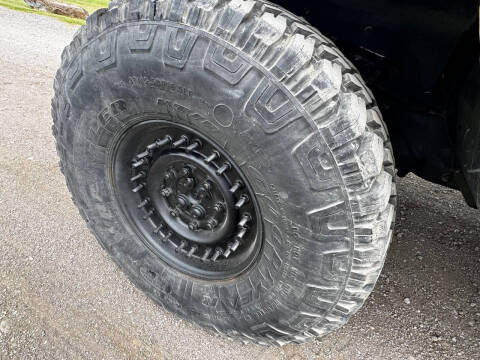 2014 AM General Hummer