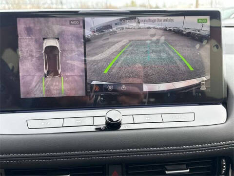 2025 Nissan Rogue Platinum