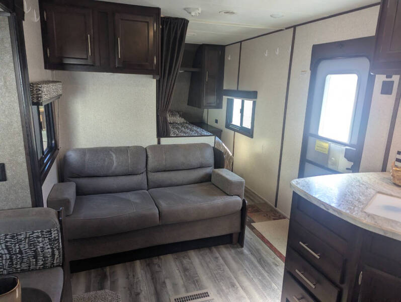 2019 Jayco Jay Flight Rocky Mt. Edition 248 / 29ft