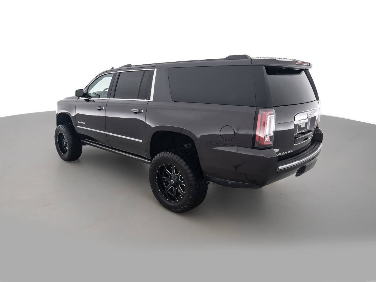 Used Car 2016 Gmc Yukon Xl  Denali 4x4 4dr Suv For Sale Under $30,000 In Coal City, Illinois