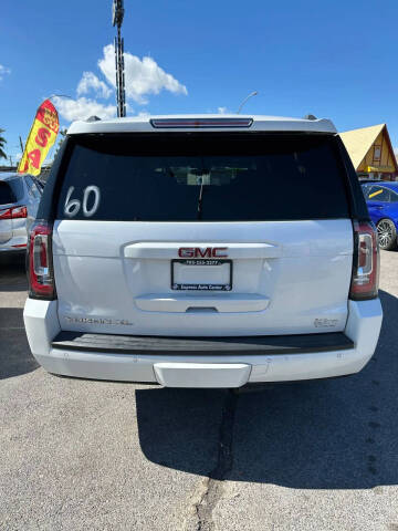 2017 GMC Yukon XL SLT
