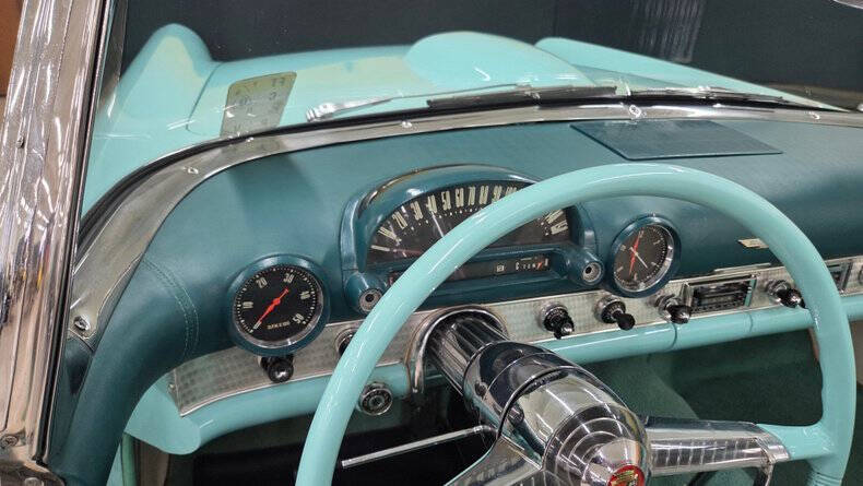 1955 Ford Thunderbird