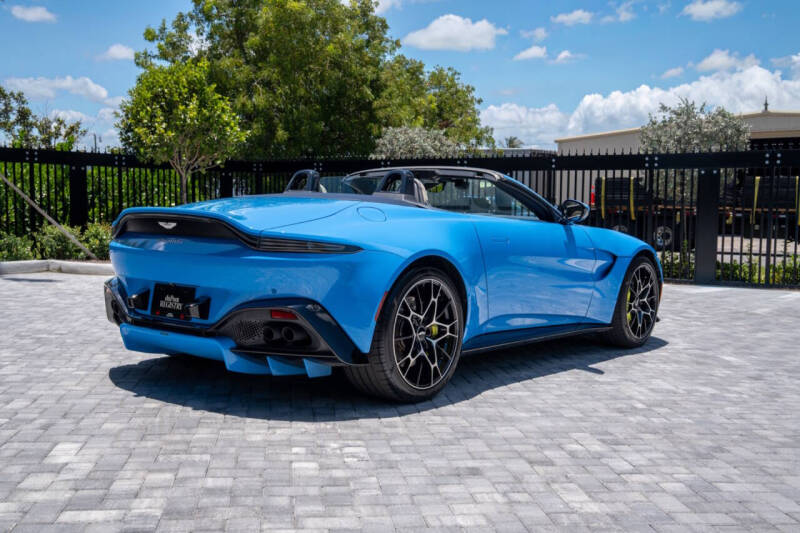 2021 Aston Martin Vantage