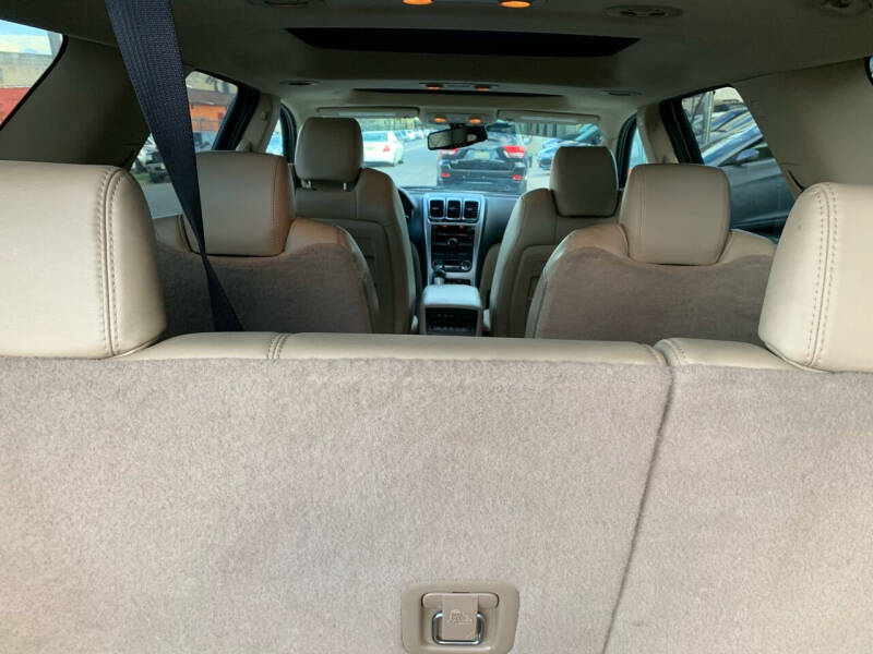 2010 GMC Acadia SLT-2