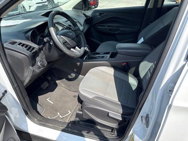 2017 Ford Escape S