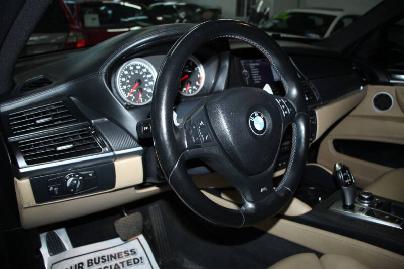 2011 BMW X5 M