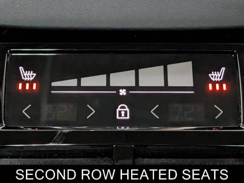 2025 Volvo XC90 B5 Plus Bright Theme 7P