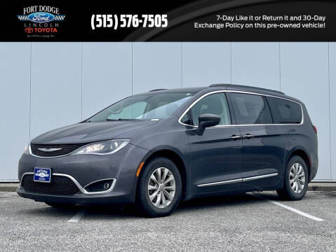 2017 Chrysler Pacifica for sale at Fort Dodge Ford Lincoln Toyota in Fort Dodge IA