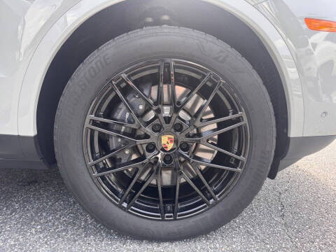 2026 Porsche Cayenne E-Hybrid