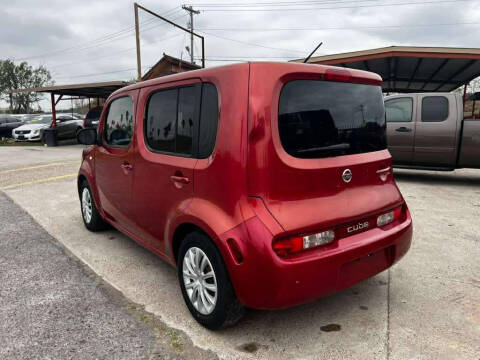 2010 Nissan cube