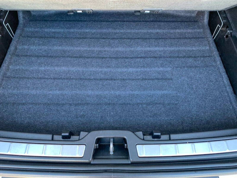 2019 Volvo XC40 T5 R-Design