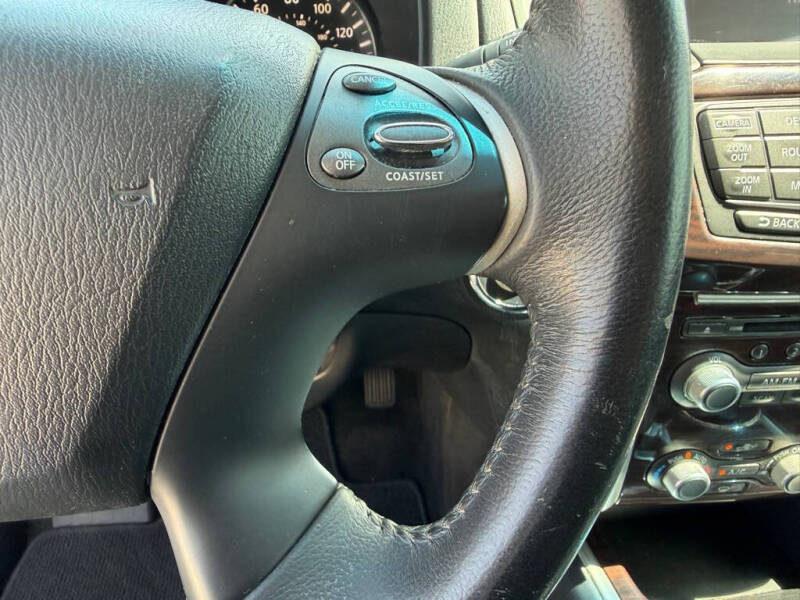 2015 Nissan Pathfinder