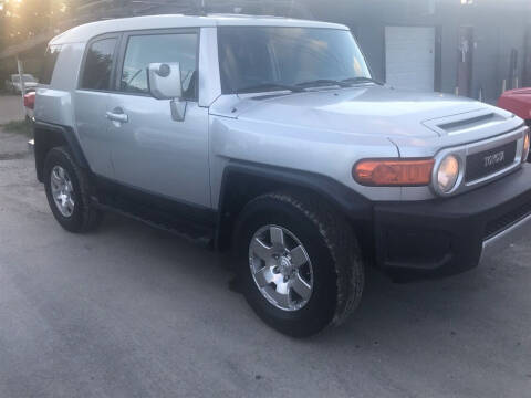 2007 Toyota FJ Cruiser for sale at Texas Luxury Auto in Houston TX