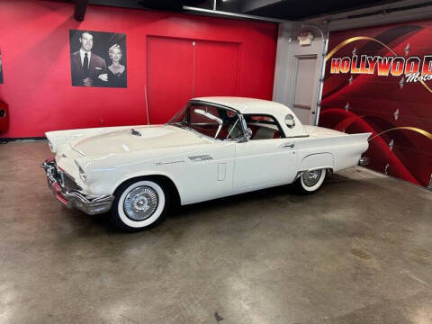 1957 Ford Thunderbird