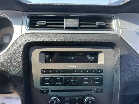 2011 Ford Mustang V6