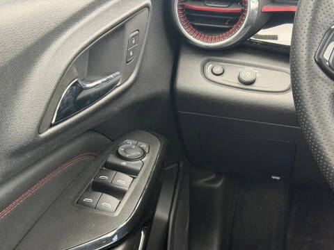 2025 Chevrolet Trax RS