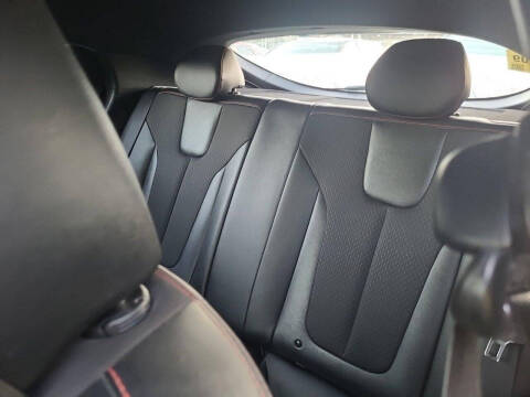 2020 Hyundai Veloster