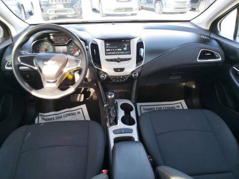 2018 Chevrolet Cruze LS Auto