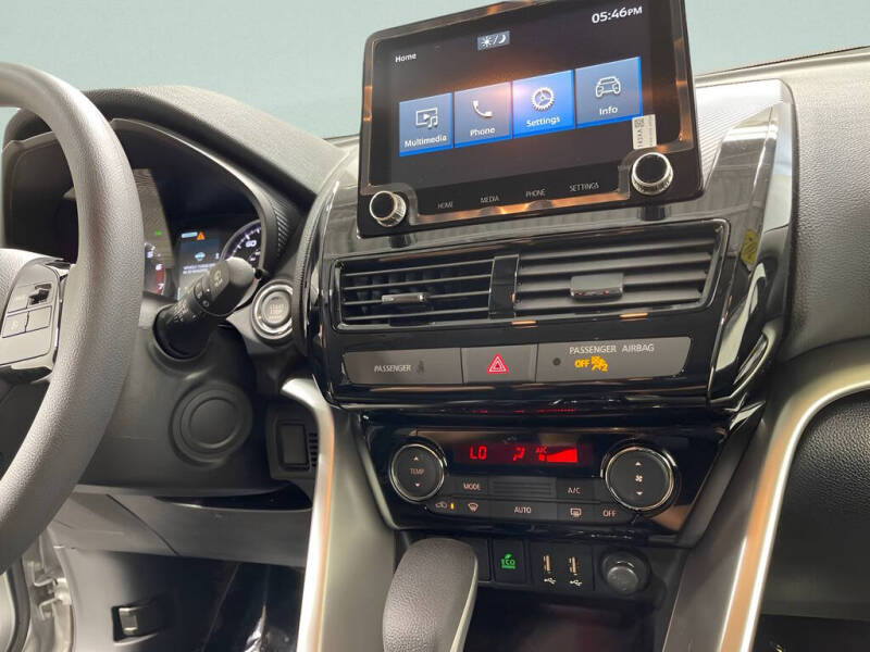 2026 Mitsubishi Eclipse Cross LE