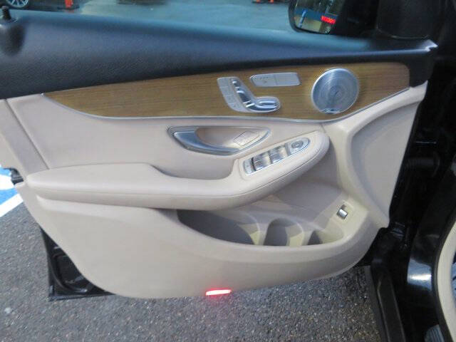 2018 Mercedes-Benz GLC GLC 300