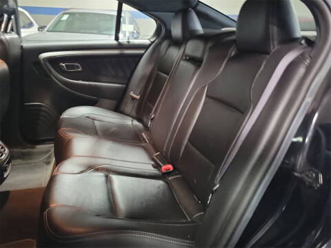 2016 Ford Taurus SEL