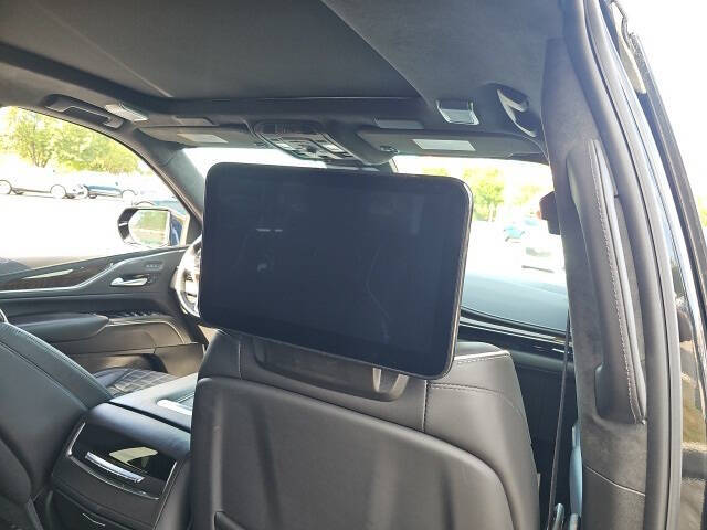 2024 Cadillac Escalade ESV Premium Luxury Platinum