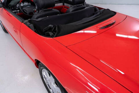 2003 Ford Thunderbird