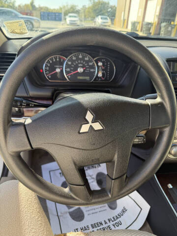 2011 Mitsubishi Galant ES