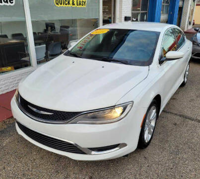 2015 Chrysler 200 for sale at AutoMotion Sales in Franklin OH