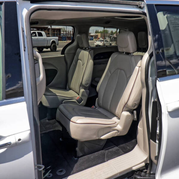 2020 Chrysler Pacifica Limited