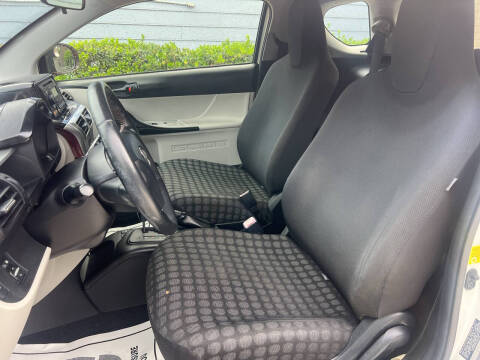 2013 Scion iQ