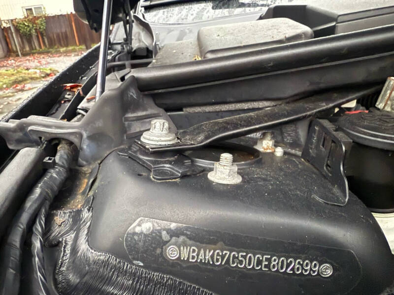 2012 BMW 3 Series 335i