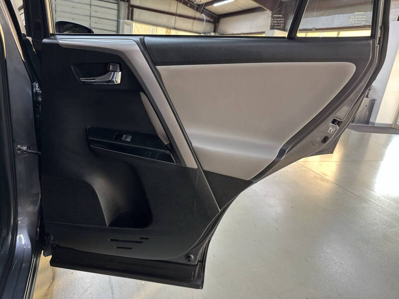 2016 Toyota RAV4 Hybrid Limited