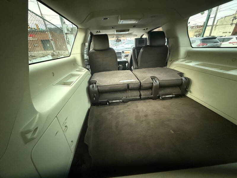 2014 Cadillac Escalade ESV Platinum