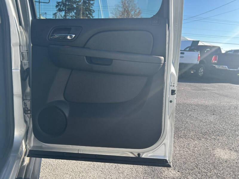 2011 Chevrolet Avalanche LT