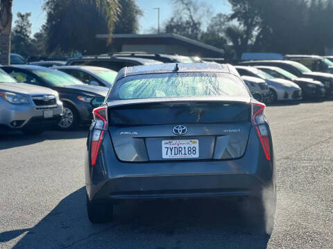 2017 Toyota Prius