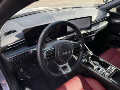 2025 Kia K5